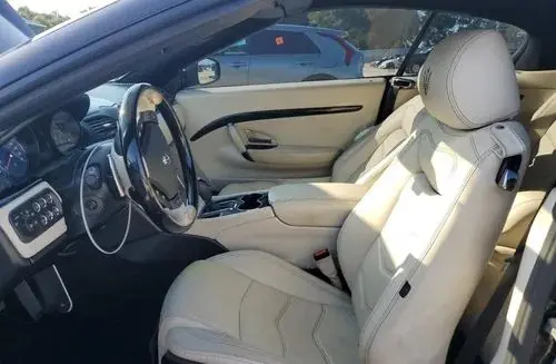 MASERATI GranTurismo 