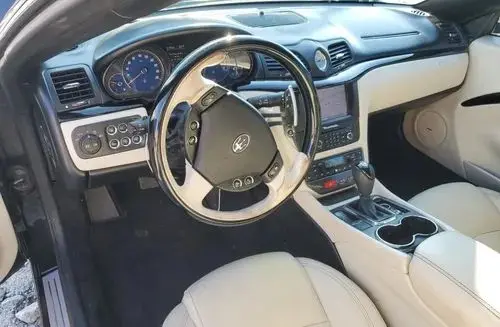 MASERATI GranTurismo 