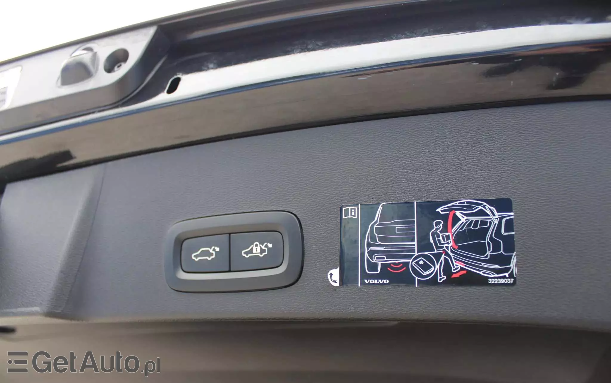 VOLVO XC 40 T5 Plug-In Hybrid Core