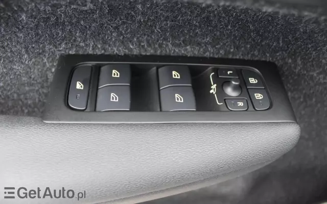 VOLVO XC 40 T5 Plug-In Hybrid Core