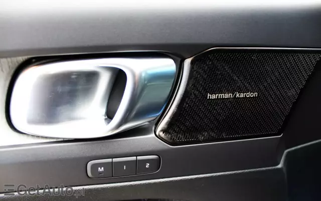 VOLVO XC 40 T5 Plug-In Hybrid Core