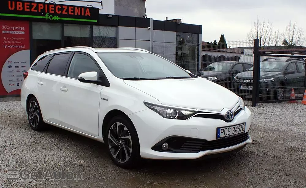 TOYOTA Auris 1.8 VVT-i Hybrid Automatik Edition