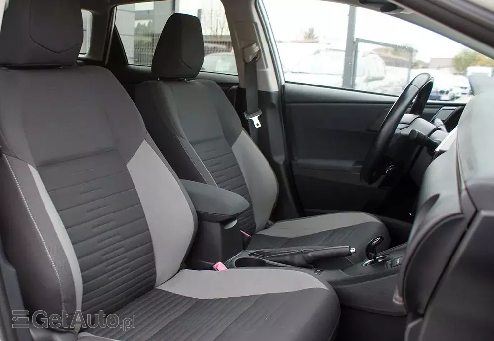 TOYOTA Auris 1.8 VVT-i Hybrid Automatik Edition