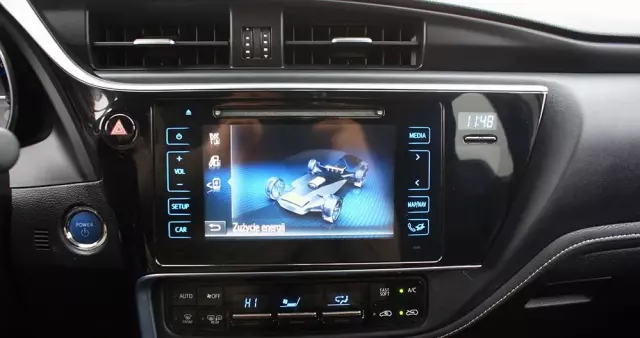 TOYOTA Auris 1.8 VVT-i Hybrid Automatik Edition