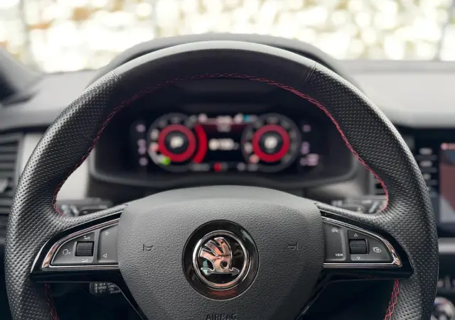 SKODA Kodiaq 2.0 Bi-TDI 4x4 RS DSG