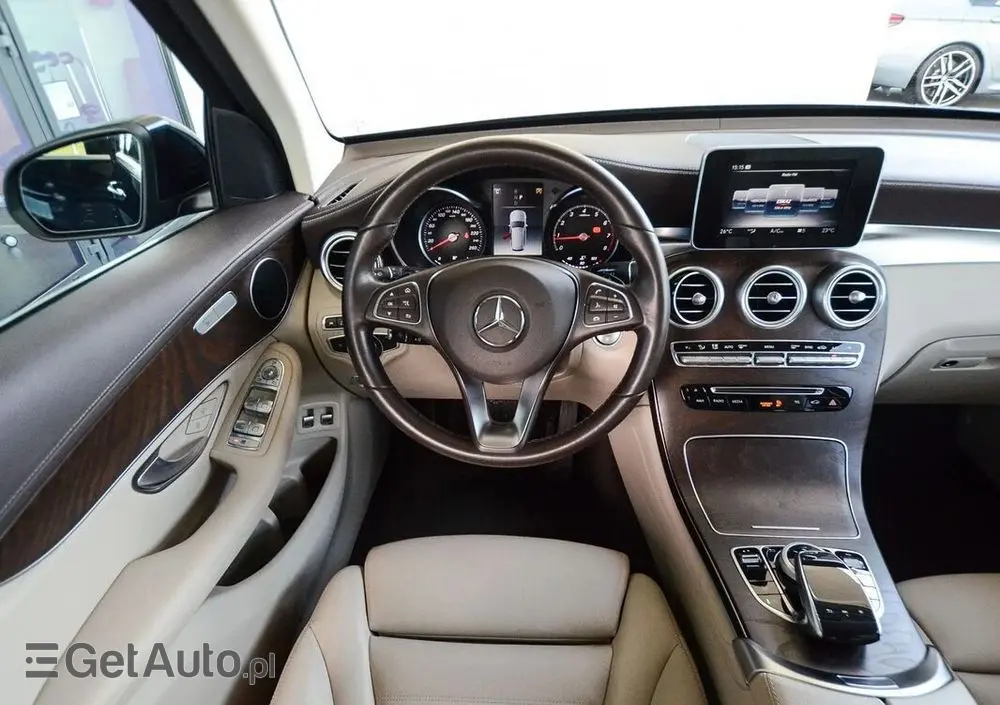 MERCEDES-BENZ GLC 250 4-Matic