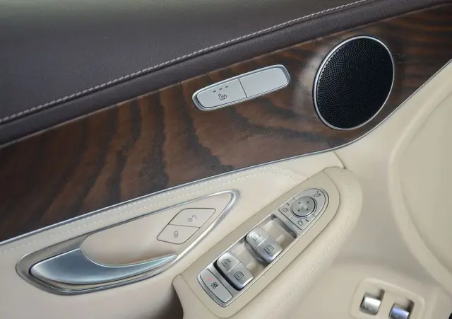 MERCEDES-BENZ GLC 250 4-Matic