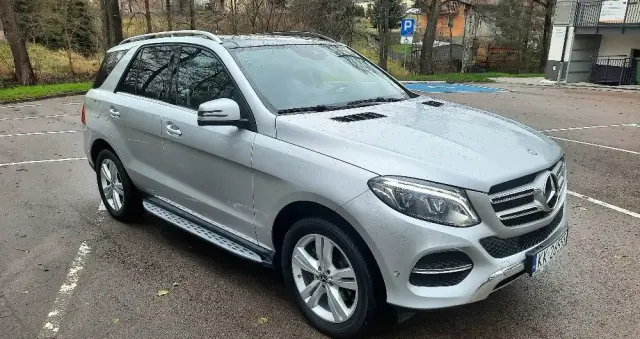 MERCEDES-BENZ GLE 250 d 4-Matic
