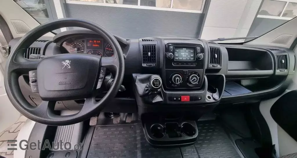PEUGEOT Boxer 