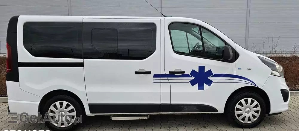 RENAULT TRAFIC KARETKA/AMBULANS 
