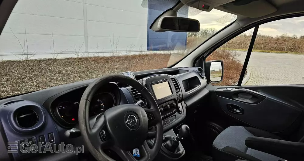 RENAULT TRAFIC KARETKA/AMBULANS 