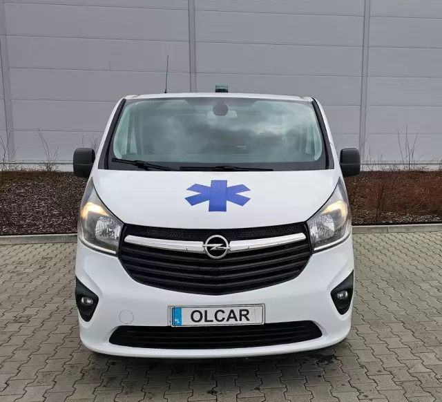 RENAULT TRAFIC KARETKA/AMBULANS 
