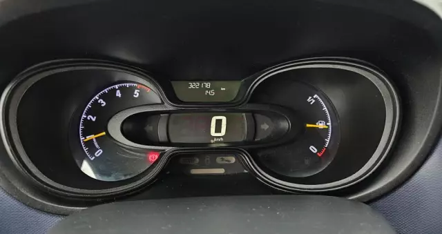 RENAULT TRAFIC KARETKA/AMBULANS 