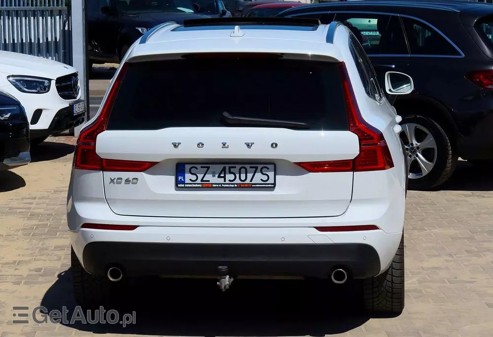 VOLVO XC 60 T8 AWD Plug-In Hybrid Momentum Pro