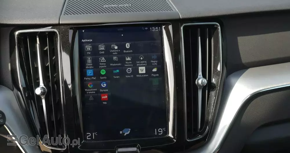 VOLVO XC 60 T8 AWD Plug-In Hybrid Momentum Pro