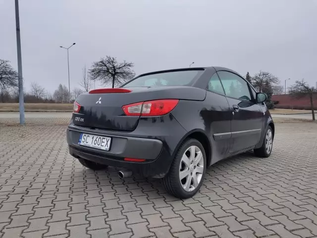 MITSUBISHI Colt 