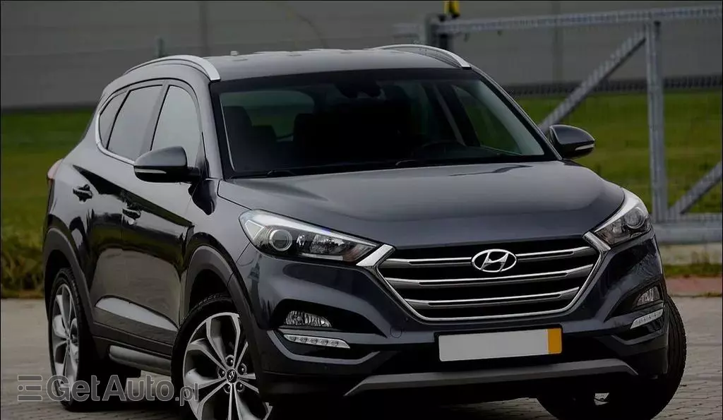HYUNDAI Tucson 