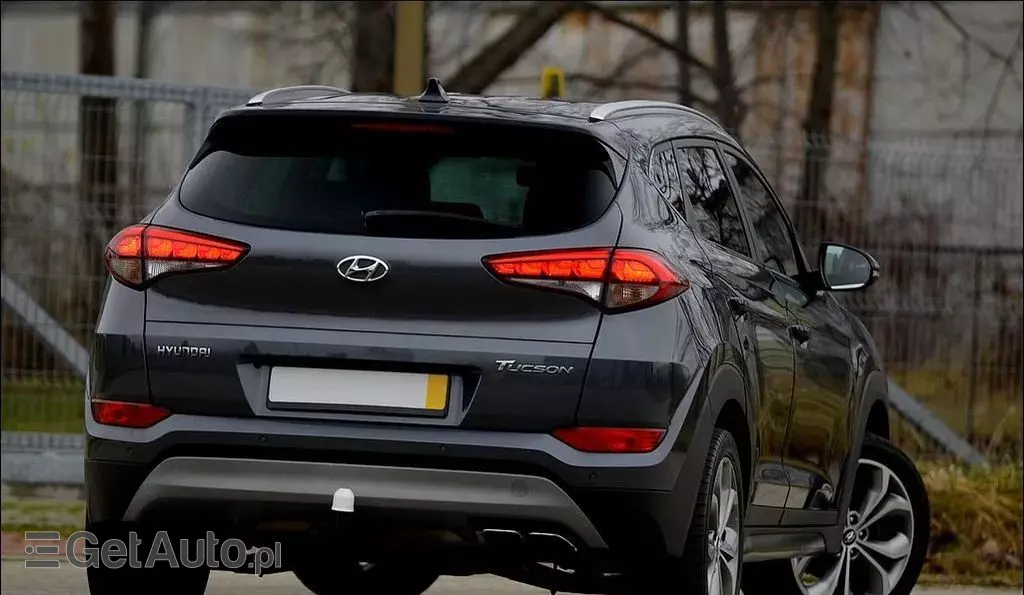 HYUNDAI Tucson 