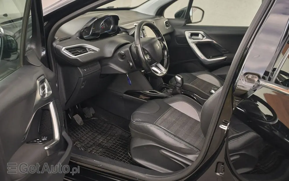 PEUGEOT 2008 1.6 BlueHDi Allure