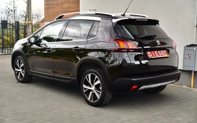 PEUGEOT 2008 1.6 BlueHDi Allure