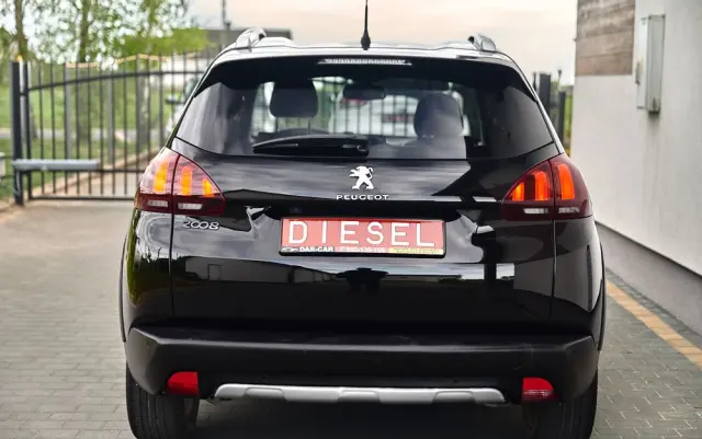 PEUGEOT 2008 1.6 BlueHDi Allure
