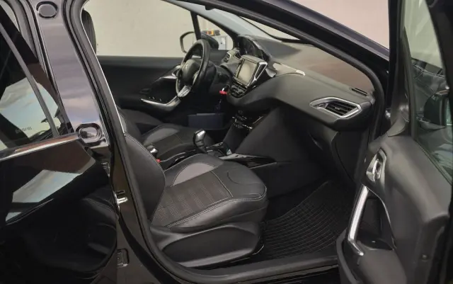 PEUGEOT 2008 1.6 BlueHDi Allure