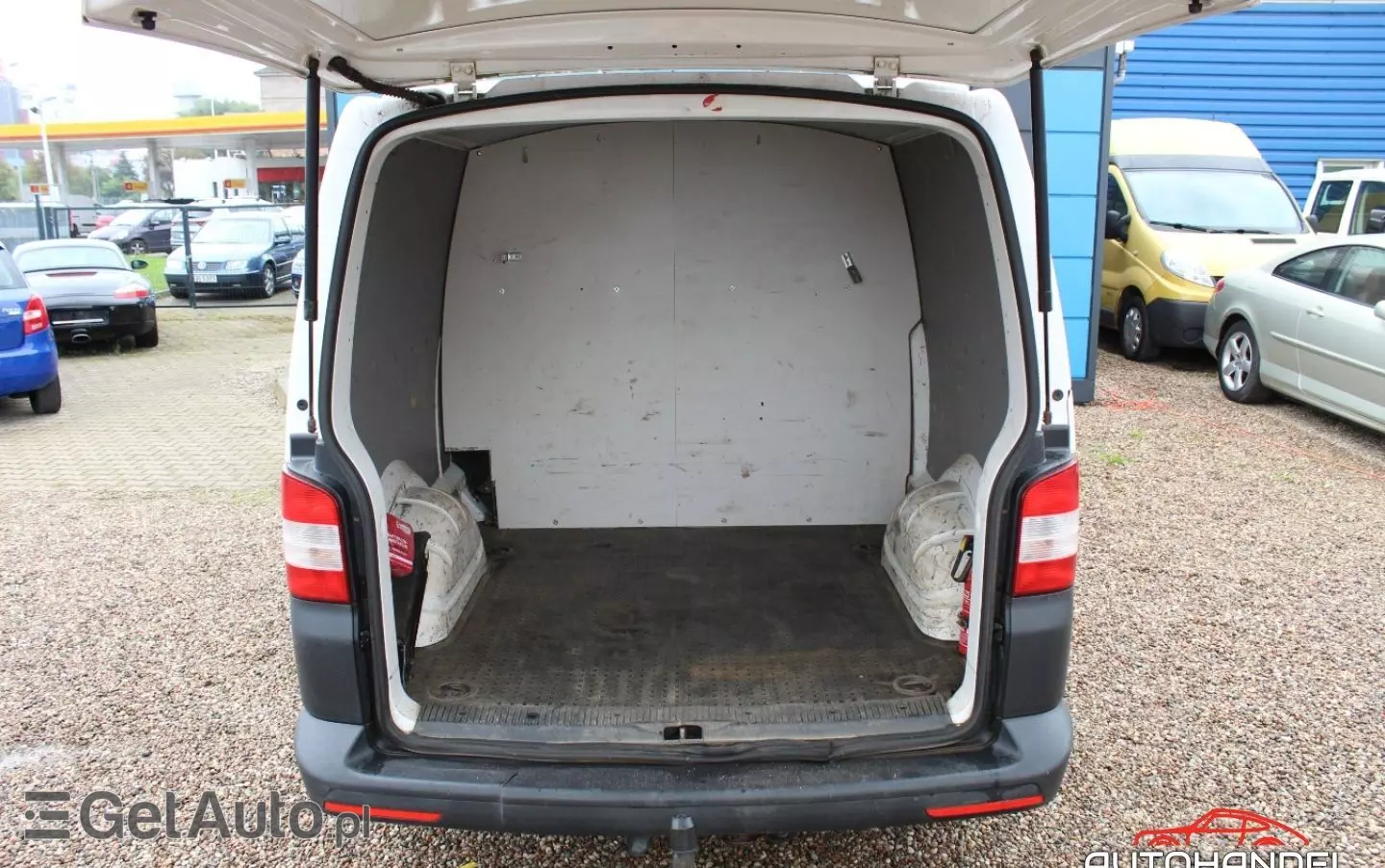 VOLKSWAGEN Transporter 