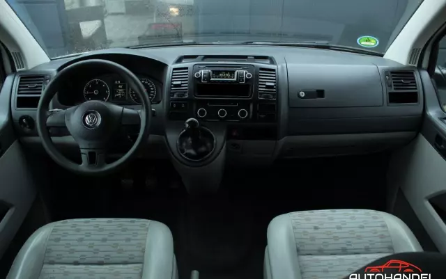 VOLKSWAGEN Transporter 