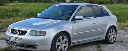 AUDI S3 