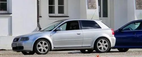 AUDI S3 