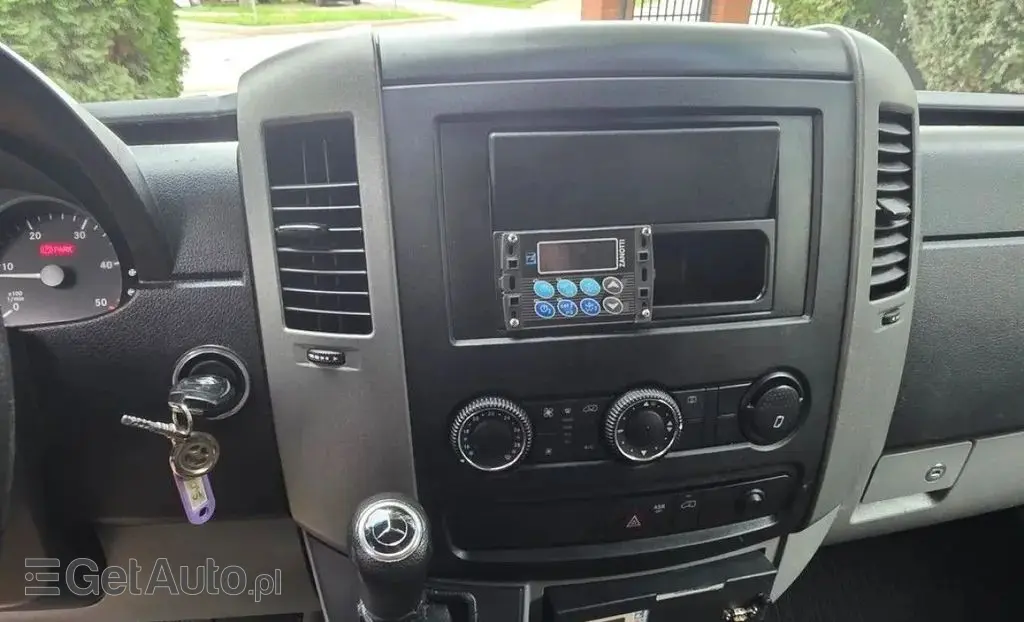 MERCEDES-BENZ Sprinter 