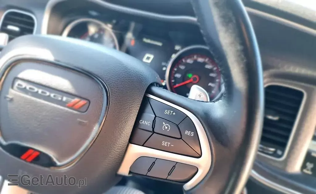 DODGE Charger R/T Road & Track 5.7 HEMI V8 (370 KM) Automatic