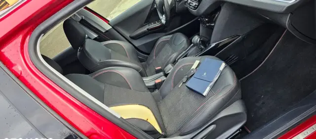 PEUGEOT 2008 PureTech 110 Stop&Start EAT6 GT-Line Edition