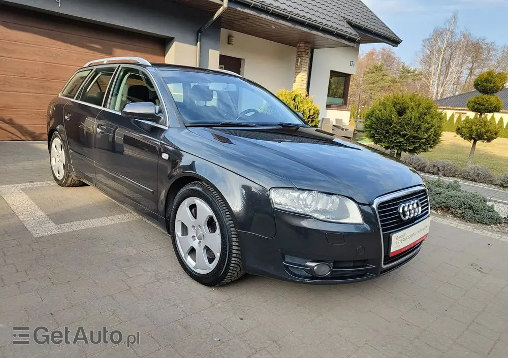 AUDI A4 Avant 3.0 TDI DPF quattro S line Sportpaket (plus)