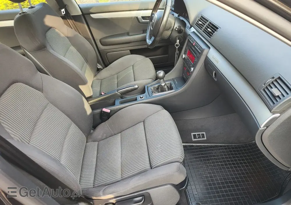 AUDI A4 Avant 3.0 TDI DPF quattro S line Sportpaket (plus)