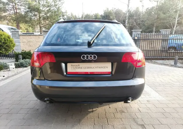 AUDI A4 Avant 3.0 TDI DPF quattro S line Sportpaket (plus)