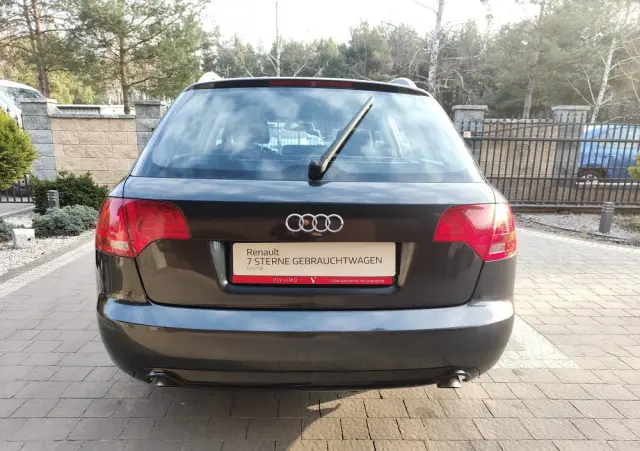 AUDI A4 Avant 3.0 TDI DPF quattro S line Sportpaket (plus)