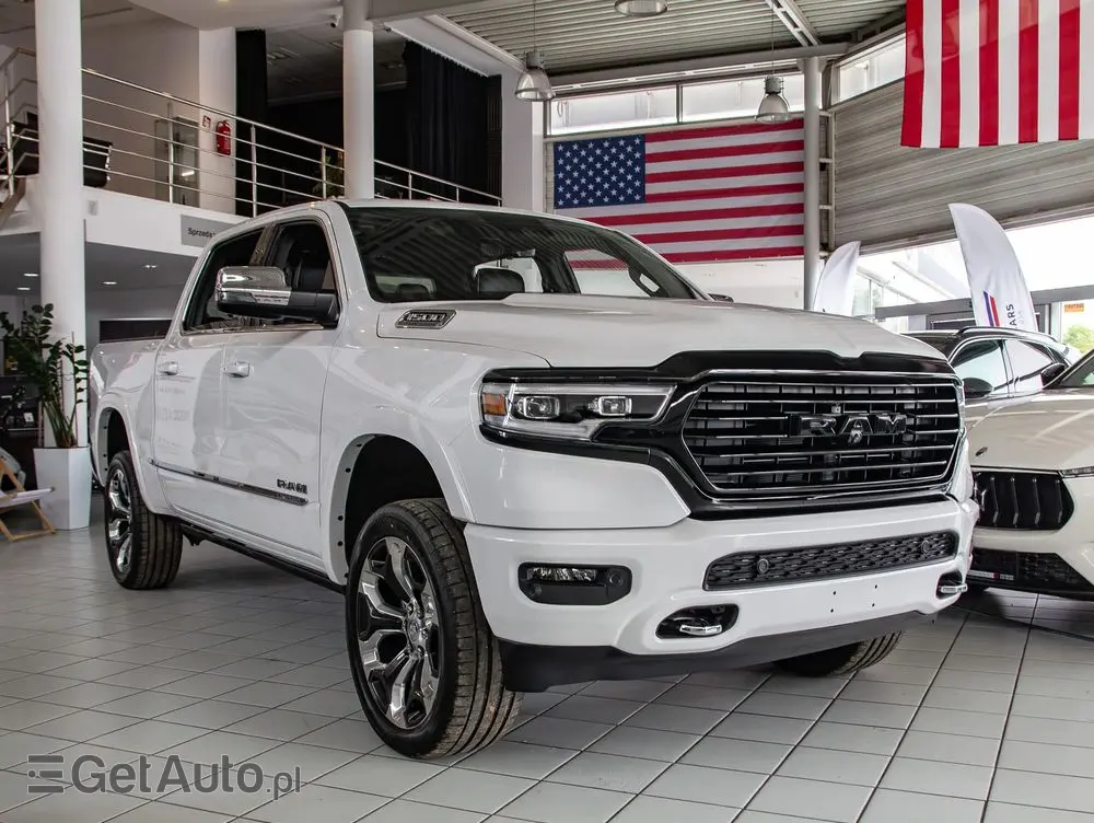 RAM 1500 Crew Cab Limited
