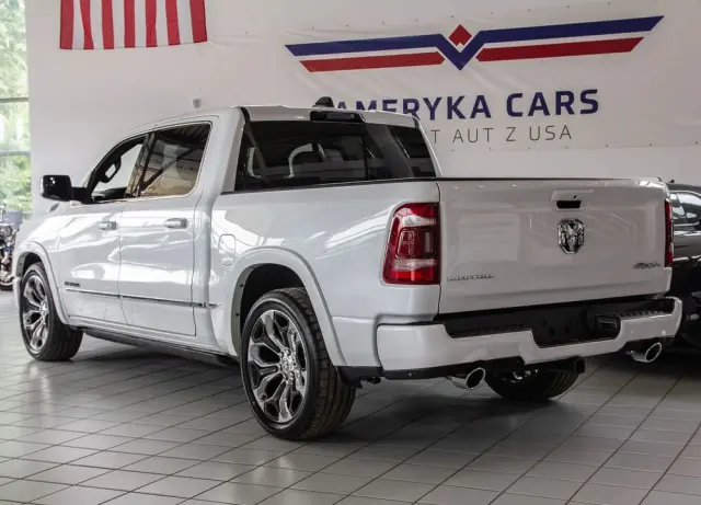 RAM 1500 Crew Cab Limited