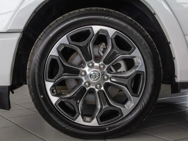 RAM 1500 Crew Cab Limited