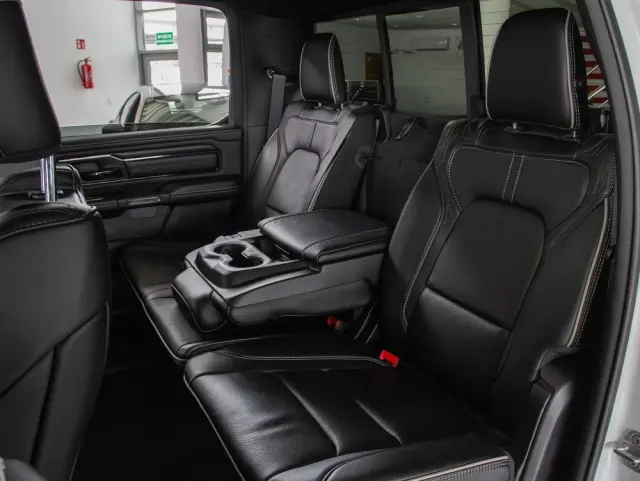 RAM 1500 Crew Cab Limited