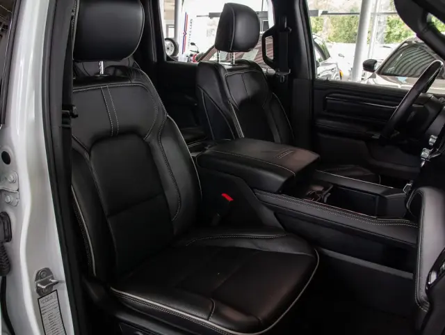 RAM 1500 Crew Cab Limited