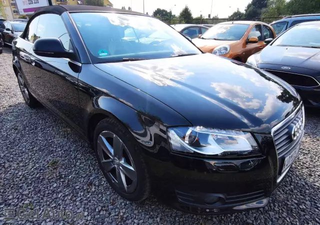 AUDI A3 Cabriolet 2.0 TDI DPF Attraction