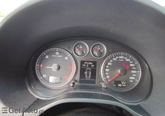 AUDI A3 Cabriolet 2.0 TDI DPF Attraction