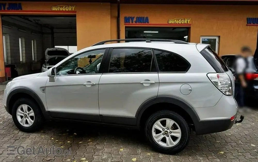CHEVROLET Captiva 2.0 d LS