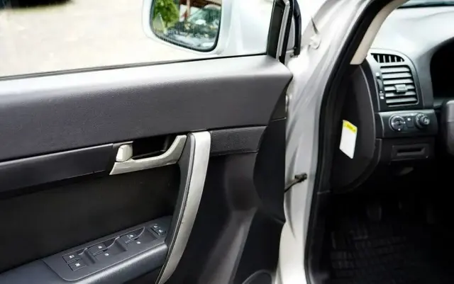 CHEVROLET Captiva 2.0 d LS