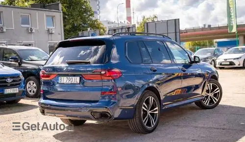 BMW X7 