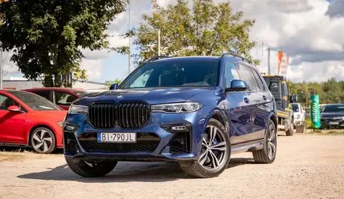 BMW X7 