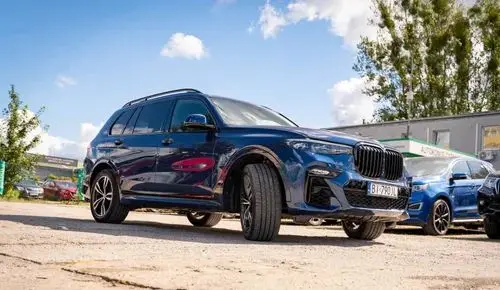 BMW X7 