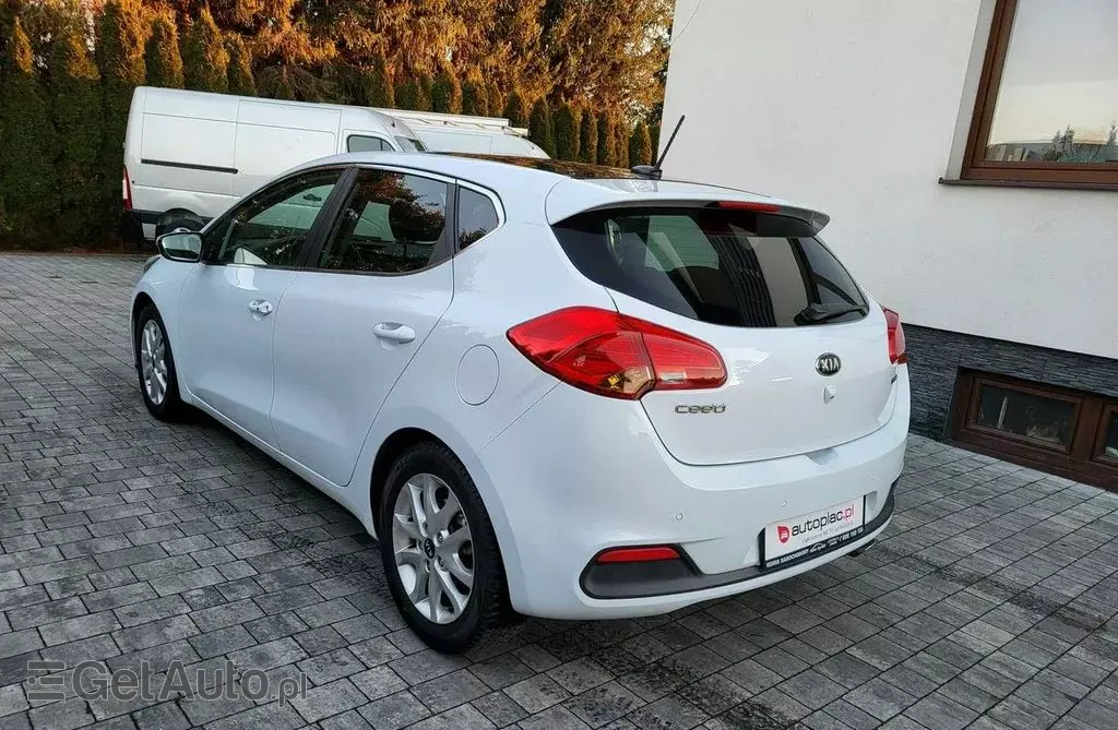 KIA Cee 